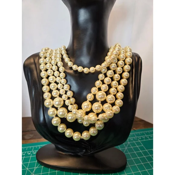 J.crew 5 strand faux pearls necklace like new - Picture 3 of 8
